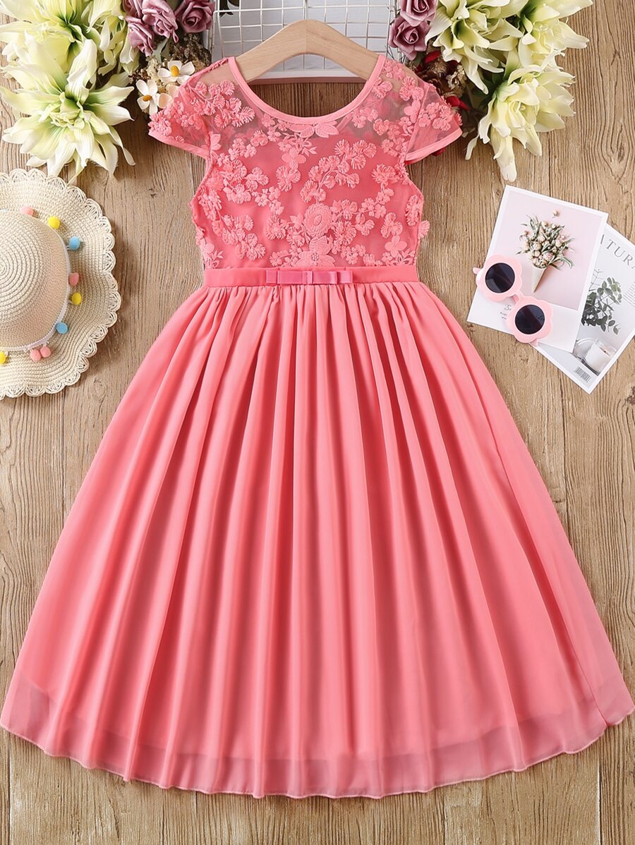 SHEIN Niñas Vestido con bordado floral con lazo delantero - Rosado Sandía - Ver 1