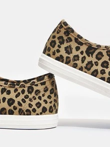 Leopard Print Lace-up Front Canvas Shoes - Multicolor - View 3