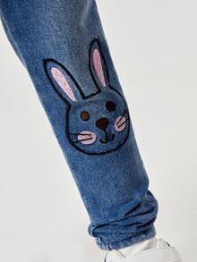 Vaqueros Bordados De Conejo De Dibujos Animados De Niña Joven - Azul lavado medio - Ver 3