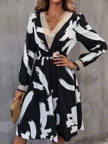 Graphic Print Contrast Lace A-line Dress - Black and White - View 3