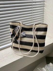 Bolsa de mimbre con patrón de rayas con diseño de pañuelo - Blanco y Negro - Ver 1