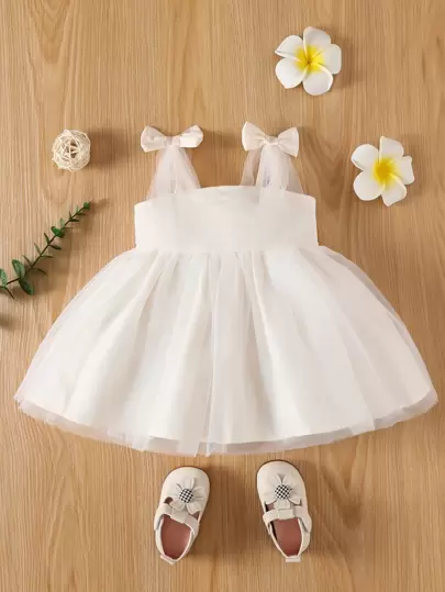 SHEIN 嬰兒肩部蝴蝶結網紗覆蓋連衣裙