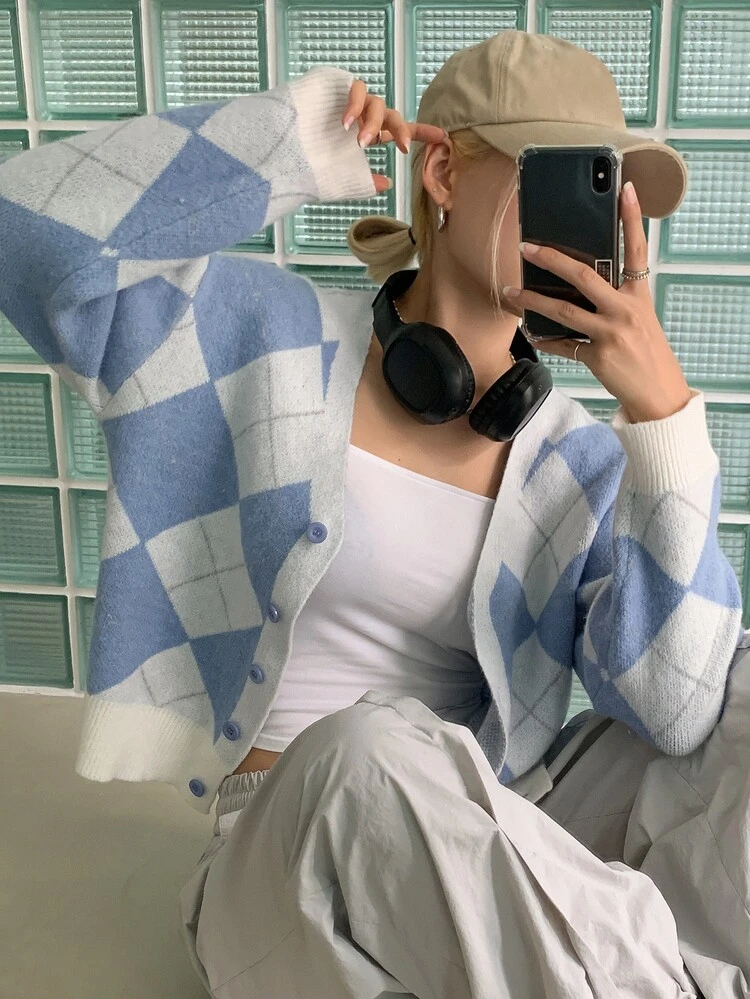 Argyle Pattern Drop Shoulder Cardigan