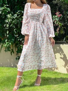 SHEIN Holidaya Vestido con estampado floral fruncido de cuello cuadrado de manga farol - Blanco - Ver 5