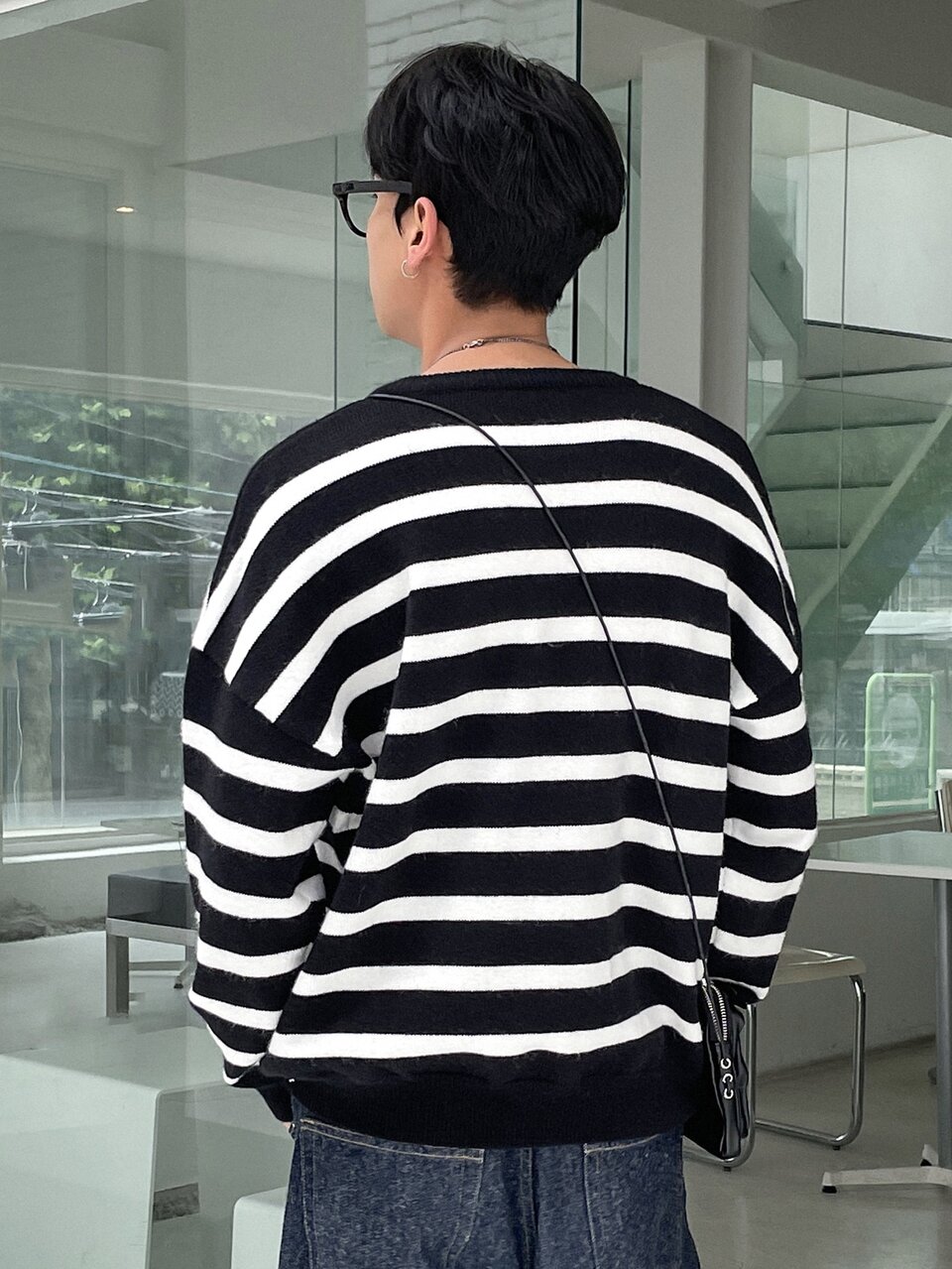 Men Striped Quarter Button Drop Shoulder Sweater