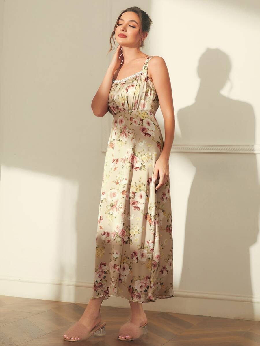 SHEIN 印花蕾絲細節胸部褶皺緞面吊帶睡裙