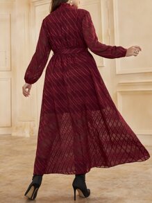 Modelyn 大碼條紋圖案燈籠袖木耳邊領繫腰帶連衣裙 - 酒紅色 - 查看 2