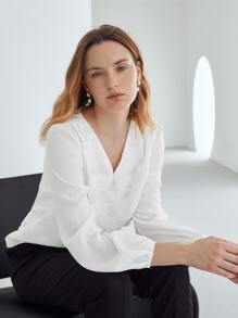 MOTF PREMIUM VISCOSE APPLIQUES BLOUSE - White - View 4