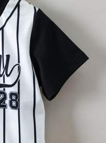 SHEIN Young Boy Striped & Letter Graphic Tee & Shorts