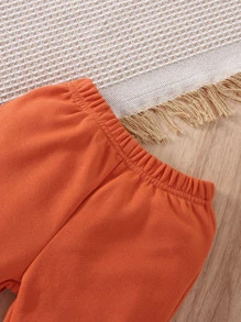 男嬰標語和愛心圖案套頭衫和運動褲 - 彩色 - 查看 8