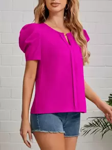 SHEIN Clasi Blusa de cuello con muesca, manga abullonada y costura delantera, top de manga corta