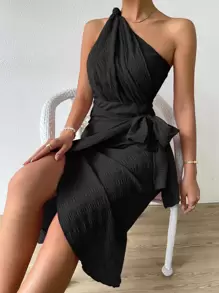 Chiquease 單肩側繫帶圍裹洋裝