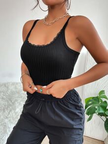 SHEIN PETITE 蕾絲邊吊帶短上衣 - 黑色 - 查看 4