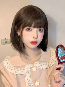 alicegarden 12 Inch Straight Synthetic Hair Wig, Natural Brown Color With Bangs, Made Of Heat-Resistant Fiber, Durable And Long-Lasting. Suitable For Daily Wear, Parties, Cosplay And Gatherings. (Accessories Not Included) - 棕色 - 查看 3