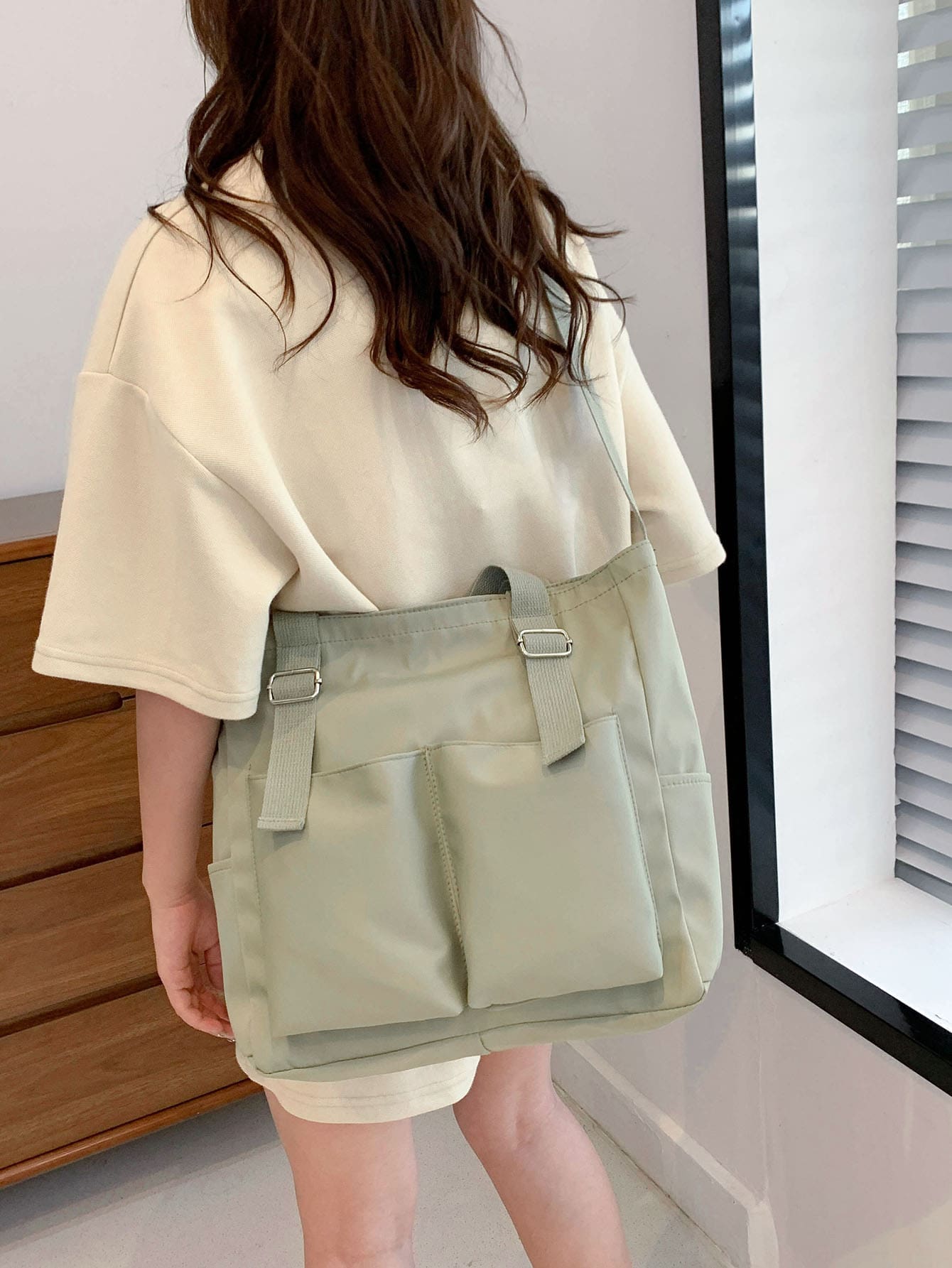 Buckle Decor Multi-pocket Shopper Bag - Green - View 1