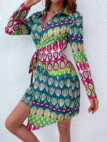 SHEIN LUNE 全身印花系带裹身连衣裙 - 彩色 - 查看 6