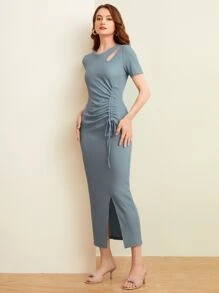 Mulvari Vestido de cuello asimétrico con cordón fruncido bajo con abertura - Neblina azul - Ver 2