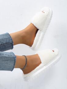 Fall/Winter Minimalist Fuzzy Bedroom Slippers,Women's EVA Thick-Bottomed White Plush Platform Slides, Casual And Slip-Resistant Bedroom Slippers, Comfortable Indoor Home Slippers,Fluffy Slippers - White - View 3