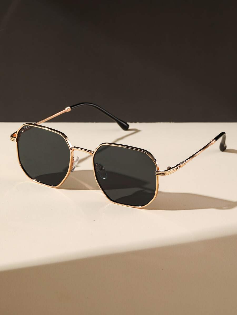 Elegant Metal Frame Black Shades Fashion Glasses Beach Accessories For