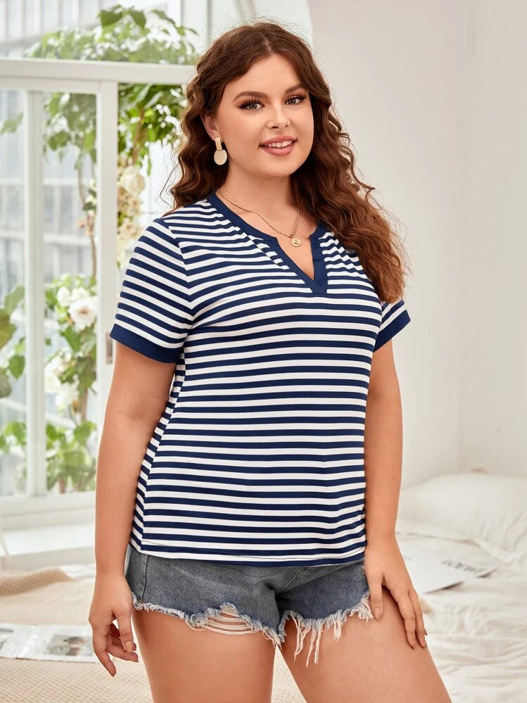 SHEIN LUNE Camiseta con estampado de rayas de cuello de muesca - Azul Marino - Añade 3