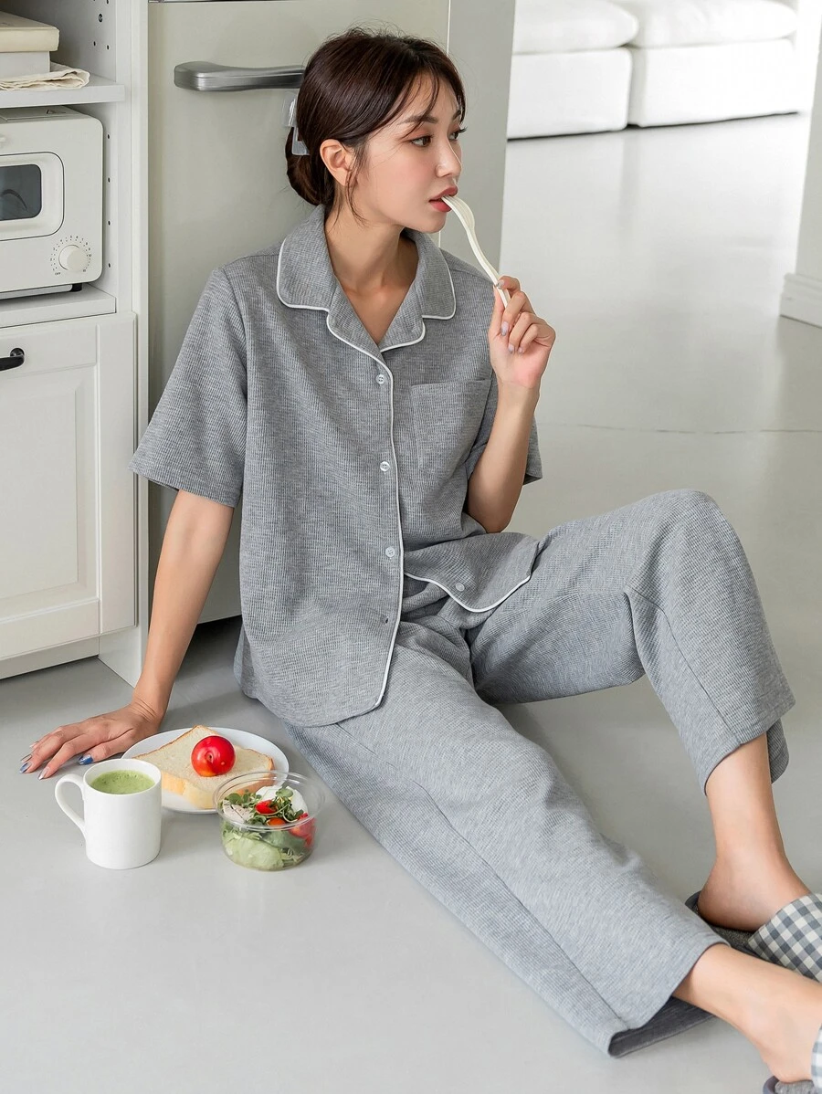 DAZY Bộ đồ ngủ Nữ Nút phía trước màu trơn Giải trí - Xám - Xem 1