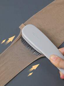 1 cái bàn chải làm sạch giày - Nhiều màu - Xem 3