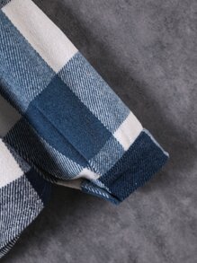 Manfinity Men 1pc Buffalo Plaid Print Flap Pocket Overcoat - Multicolor - View 4