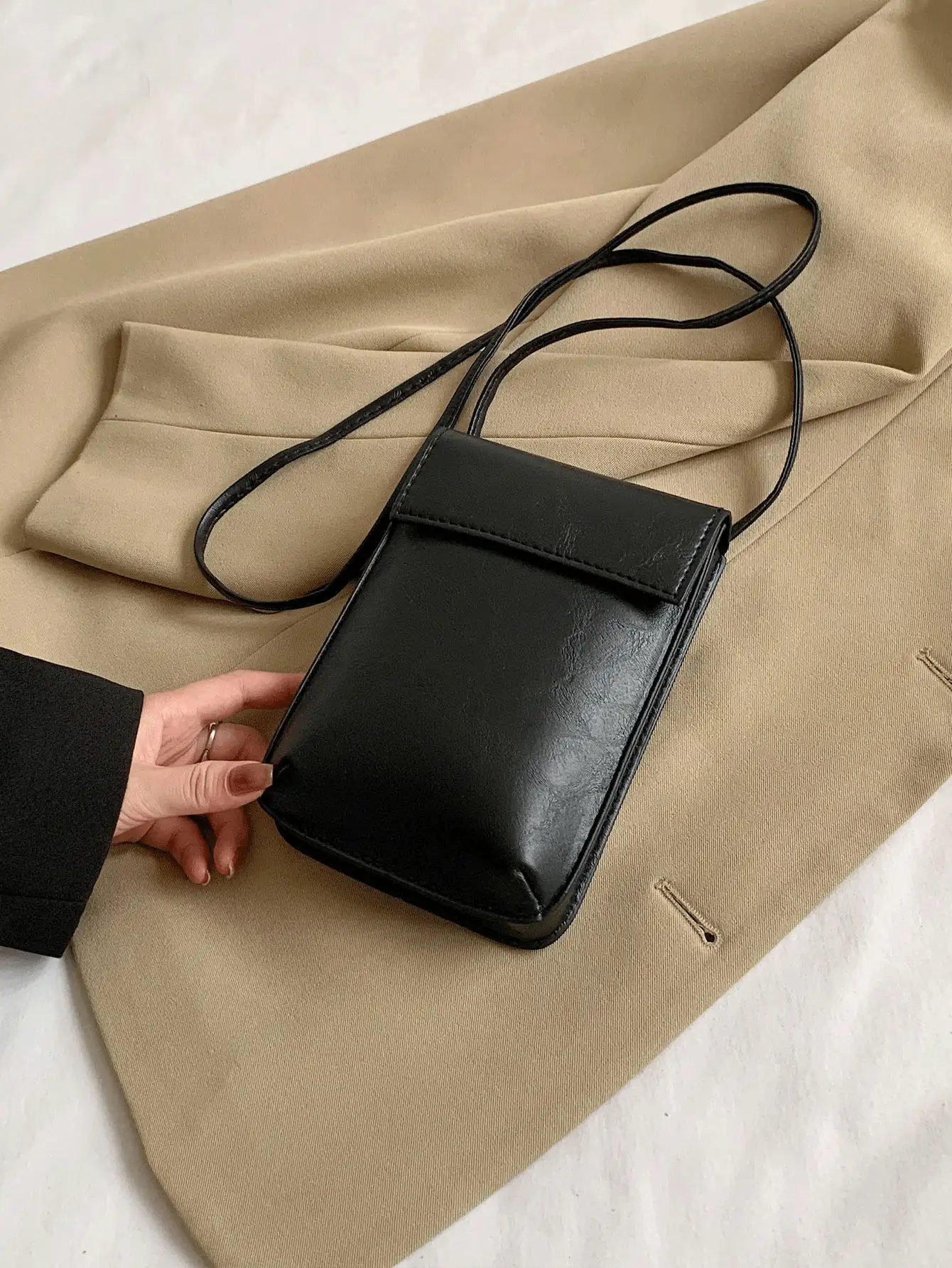 Bolso bandolera minimalista ligero, de solapa, con estilo fashionable para trabajadores de cuello blanco, universidad, trabajo, negocios, viajes, oficina, como regalo de aniversario, día de San Valentín, cumpleaños o para maestros. Bolsa/cartera/monedero para teléfono, iPhone, para mujeres - Negro - Ver 5