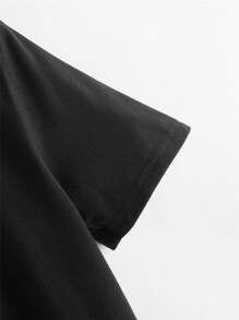 SHEIN Tops con trai Đồ họa Lá thư Giải trí - màu đen - Xem 3