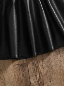 SHEIN 青少女字母圖形肥袖t恤與擴腳裙 - 黑與白 - 查看 4