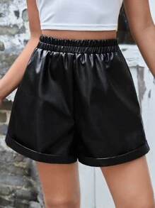 SHEIN Frenchy 彈性腰帶反摺褲腳PU皮革短褲 - 黑色 - 查看 4