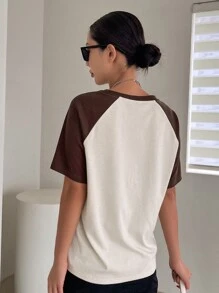 DAZY Letter Graphic Colourblock Raglan Sleeve Tee - Coffee Brown - View 2