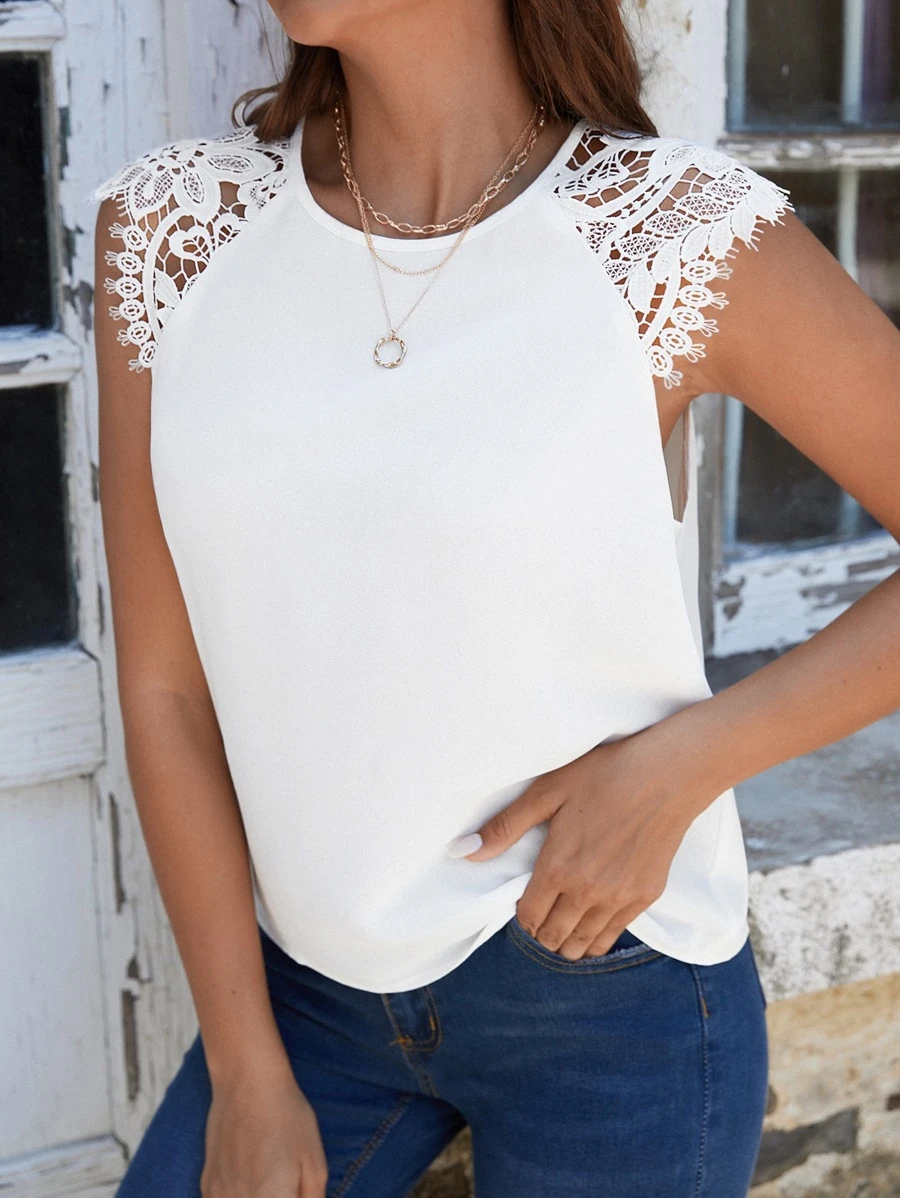 SHEIN Frenchy Blusa con encaje en contraste de manga raglán - Blanco - Ver 1
