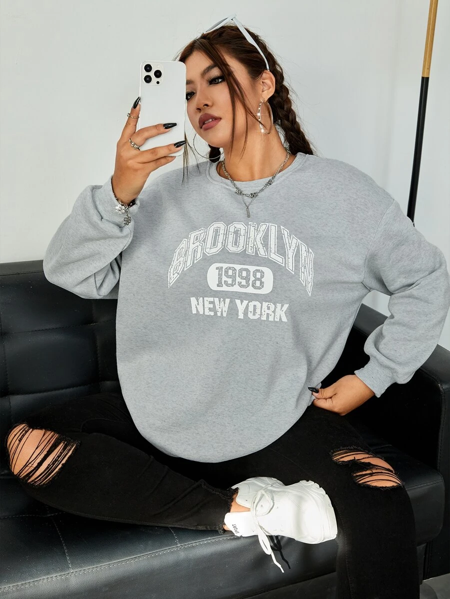 SHEIN EZwear Plus Letter Graphic Drop Shoulder Sweatshirt - Light Grey - View 1