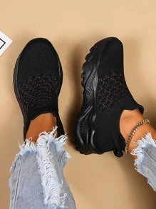 Women's Black Sporty Plain Chunky Shoes, Simple Slip-On Thick Bottom Sneakers - Black - View 4