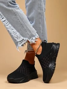 Women's Black Sporty Plain Chunky Shoes, Simple Slip-On Thick Bottom Sneakers - Black - View 5