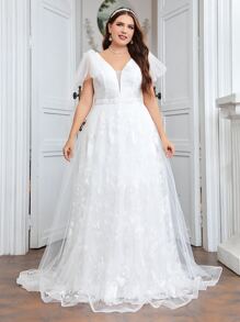 SHEIN Belle Plus Floral Embroidery Butterfly Sleeve Lace Maxi Wedding Dress - White - View 3