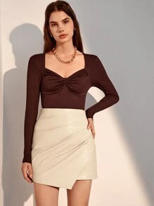 BizChic 褶邊不對稱下擺PU皮革半身裙工作服 - 杏色 - 查看 6