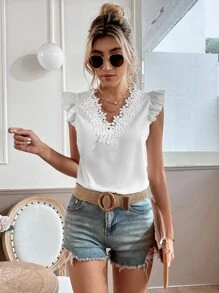 Chiquease 鏤空蕾絲花邊罩袖襯衫