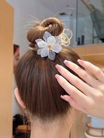 Flower Decor Hair Clip