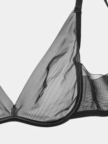 LUVLETTE 薄透深V無襯裡無縫胸罩 - 黑色 - 查看 10