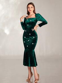 Modelyn Floral Appliques Square Neck Mermaid Hem Velvet Dress - Dark Green - View 1