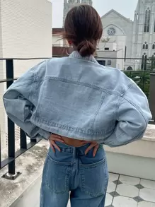 DAZY 字母補丁細節落肩袖短款牛仔夾克 - 淺色水洗藍 - 查看 5