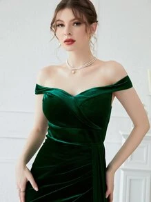 YISIKADO Off Shoulder Split Thigh Velvet Prom Dress
