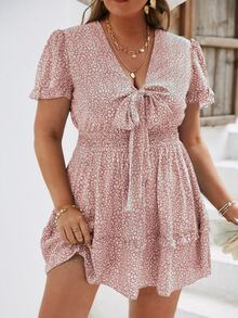 Simplee Plus Allover Print Knot Front Shirred Frill Trim Klänning för sommaren - Dammrosa - Visa 4