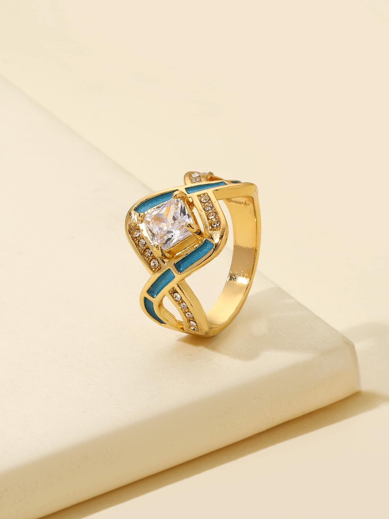 水鑽裝飾戒指 - 彩色 - 查看 1