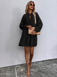 SHEIN LUNE Vestido smock de cuello con cordón de manga farol