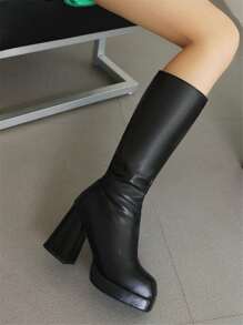 Side Zip Platform Chunky Heeled Classic Boots - Black - View 3