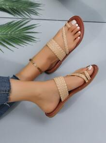 Ladies' Khaki Vacation Plaid Strap Plain Thong Sandals With Weave Detail And Toe Ring - Khaki - View 4