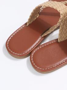 Ladies' Khaki Vacation Plaid Strap Plain Thong Sandals With Weave Detail And Toe Ring - Khaki - View 6